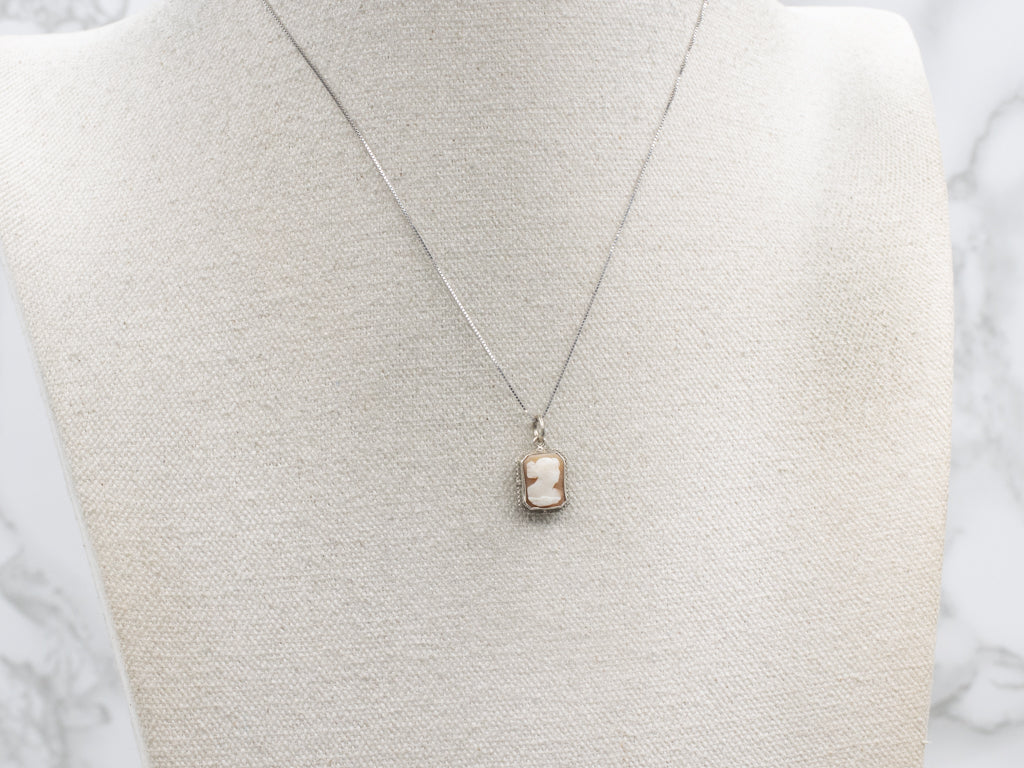 Double-Sided Cameo and Mother-of-Pearl White Gold Pendant