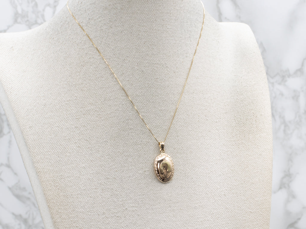 Vintage Gold Lucky Horseshoe Pendant