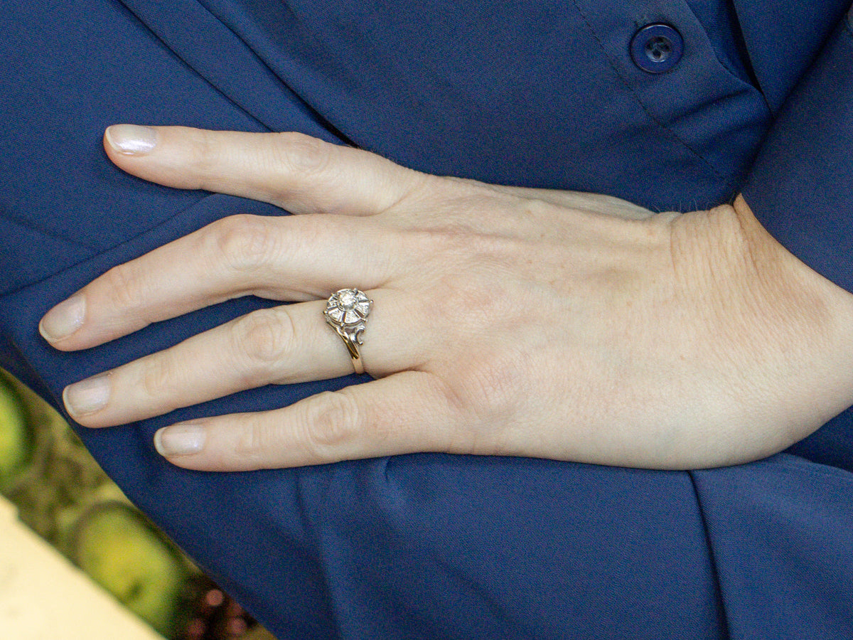 Vintage 1950s Diamond and Gold Halo Bypass Ring