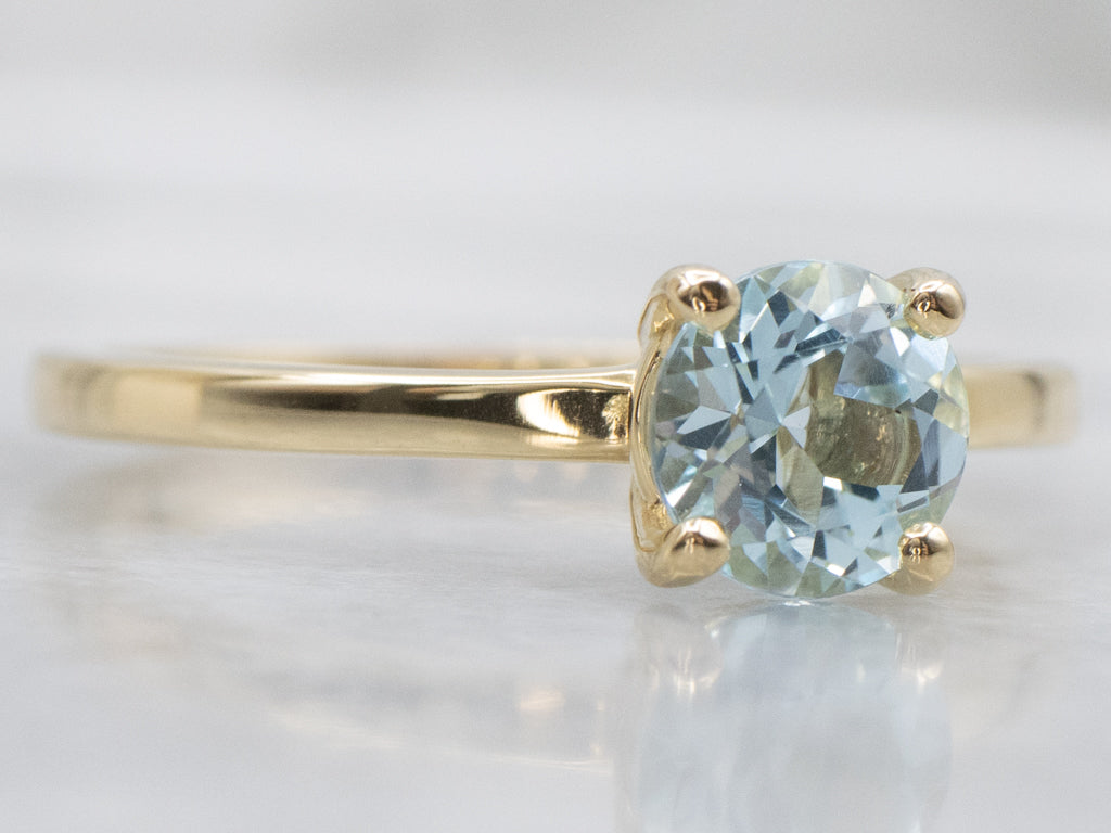 18-Karat Yellow Gold Light Blue Topaz Solitaire Ring