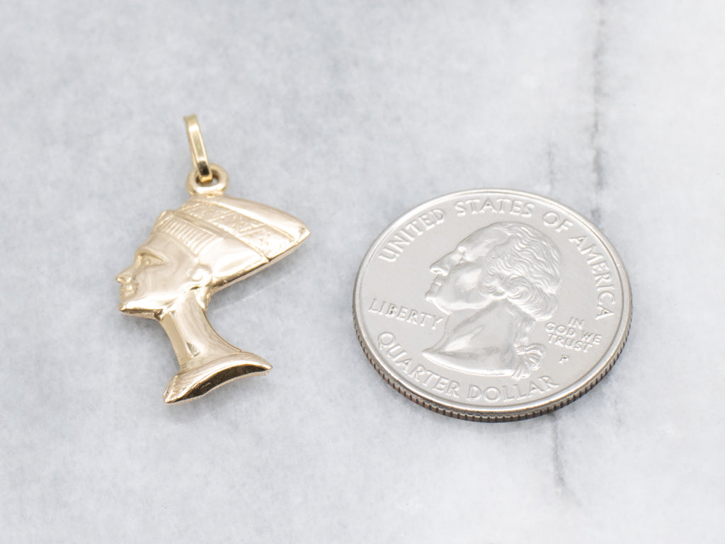 Yellow Gold Engraved Nefertiti Pendant