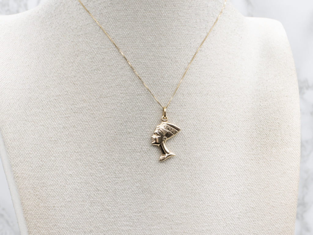 Yellow Gold Engraved Nefertiti Pendant