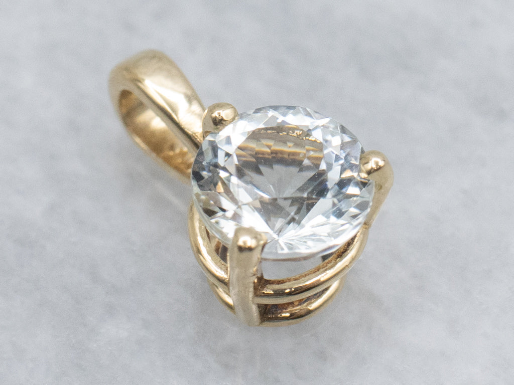 Sweet Round-Cut Aquamarine Pendant