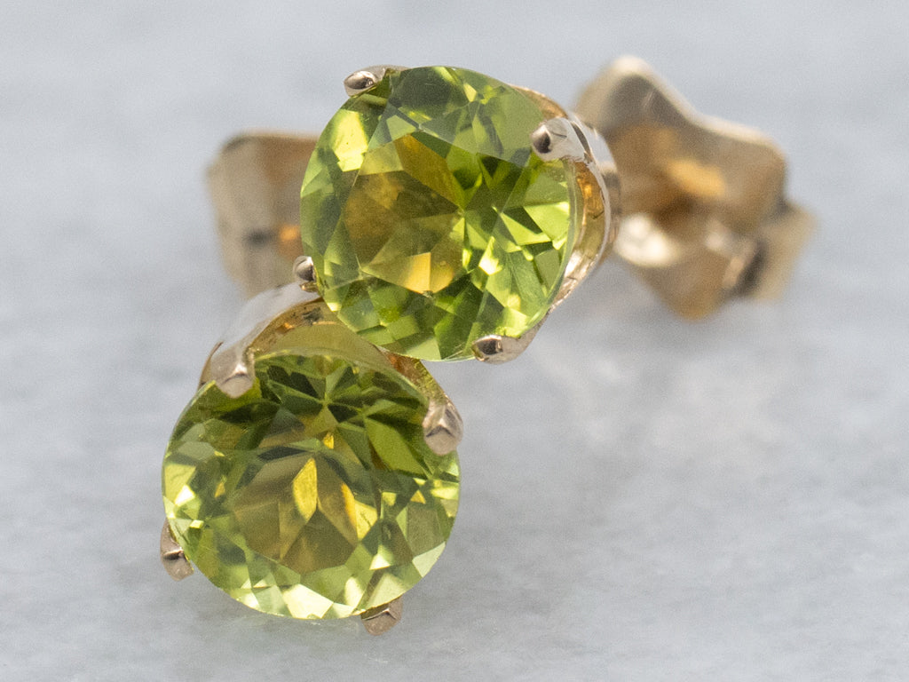 Round-Cut Peridot Yellow Gold Stud Earrings