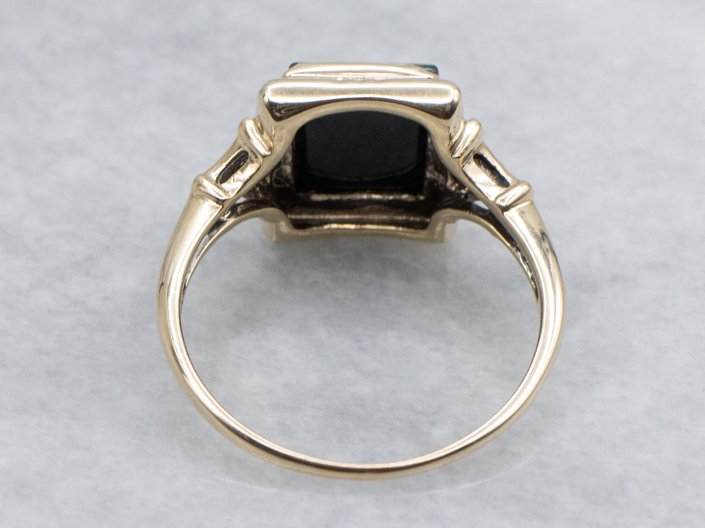 Bloodstone Solitaire Vintage Yellow Gold Ring
