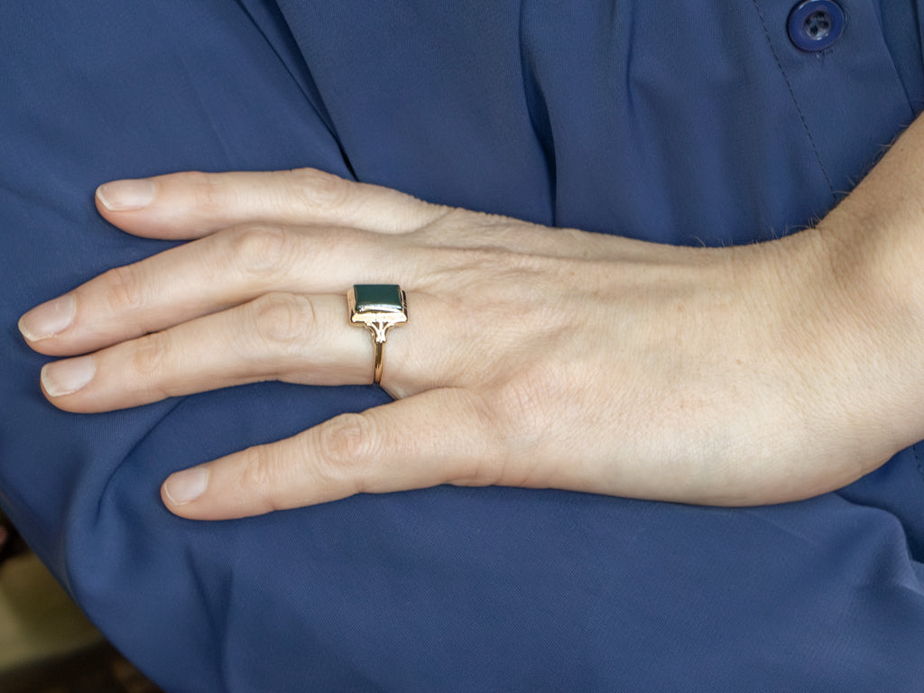 Bloodstone Solitaire Vintage Yellow Gold Ring