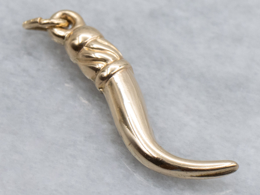 Grooved Yellow Gold Italian Horn Charm Pendant