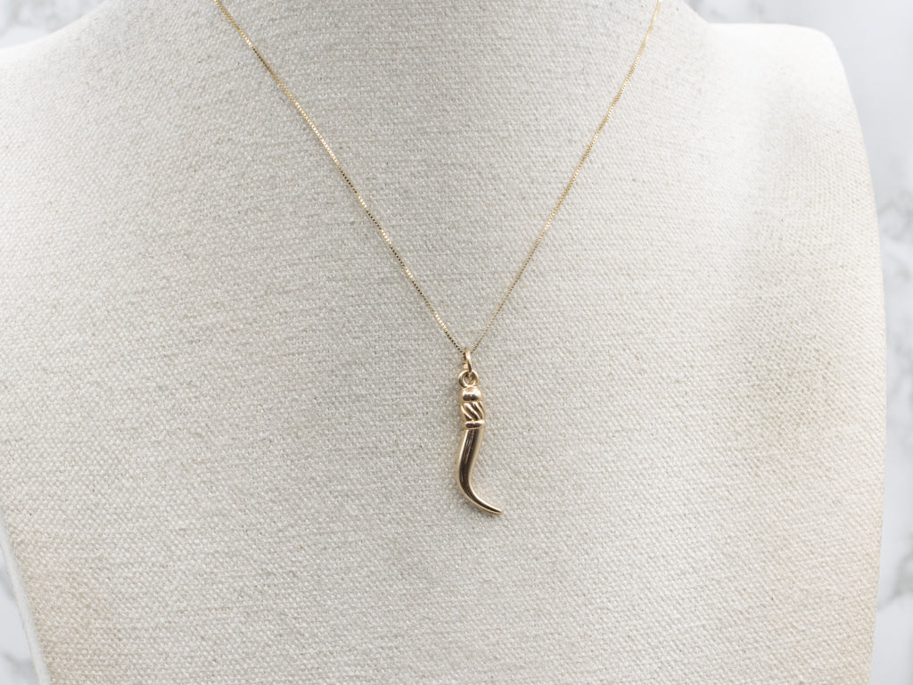 Grooved Yellow Gold Italian Horn Charm Pendant