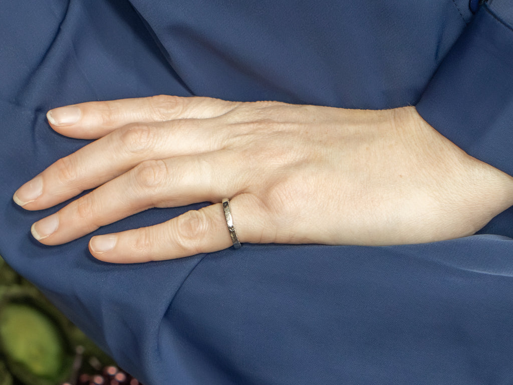 Vintage Engraved Pattern Platinum Band