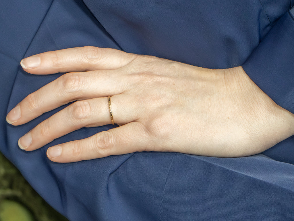 Vintage Jabel 18-Karat Gold Pattern Band
