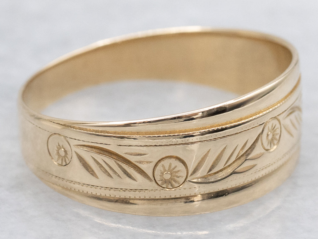 Vintage Yellow Gold Tapered Patterned Band