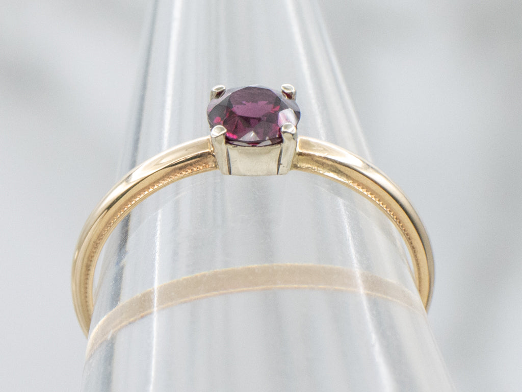 Beautiful Rhodolite Garnet Vintage Solitaire Ring