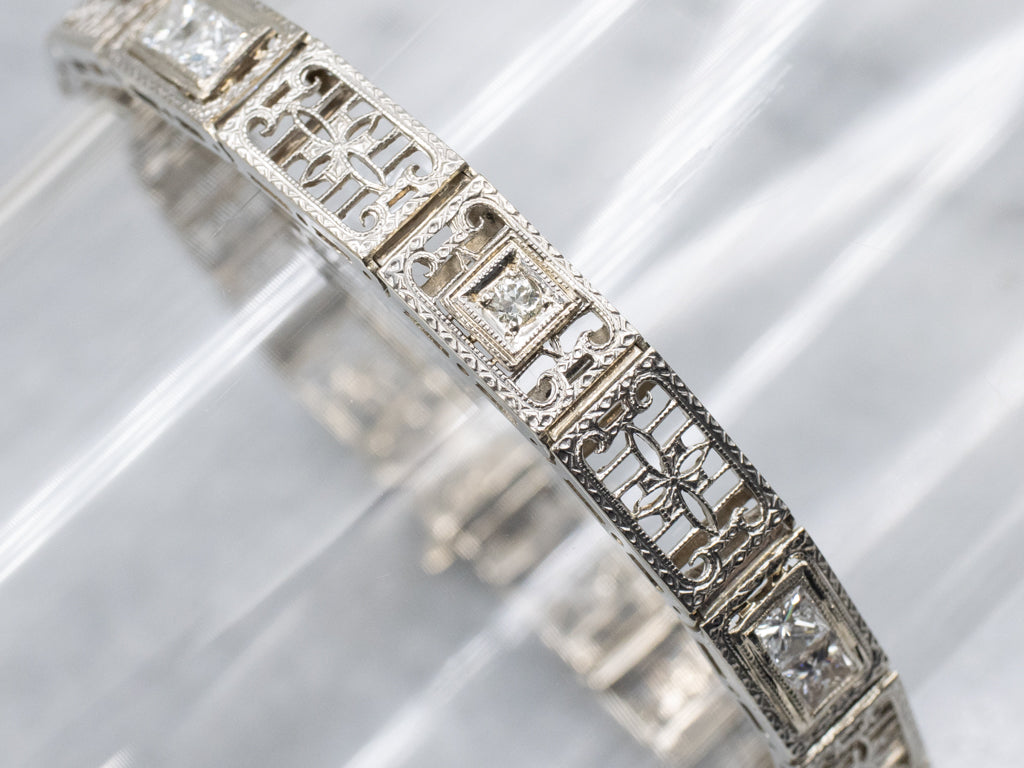 1920s Floral Filigree White Gold and Diamond Link Bracelet
