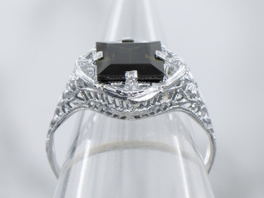 Green Tourmaline White Gold 1920s Filigree Solitaire Ring