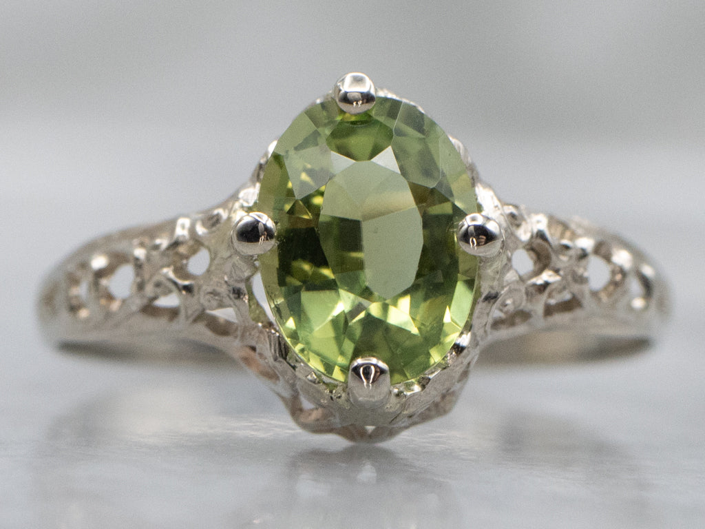 1920s Green Tourmaline White Gold Filigree Solitaire Ring