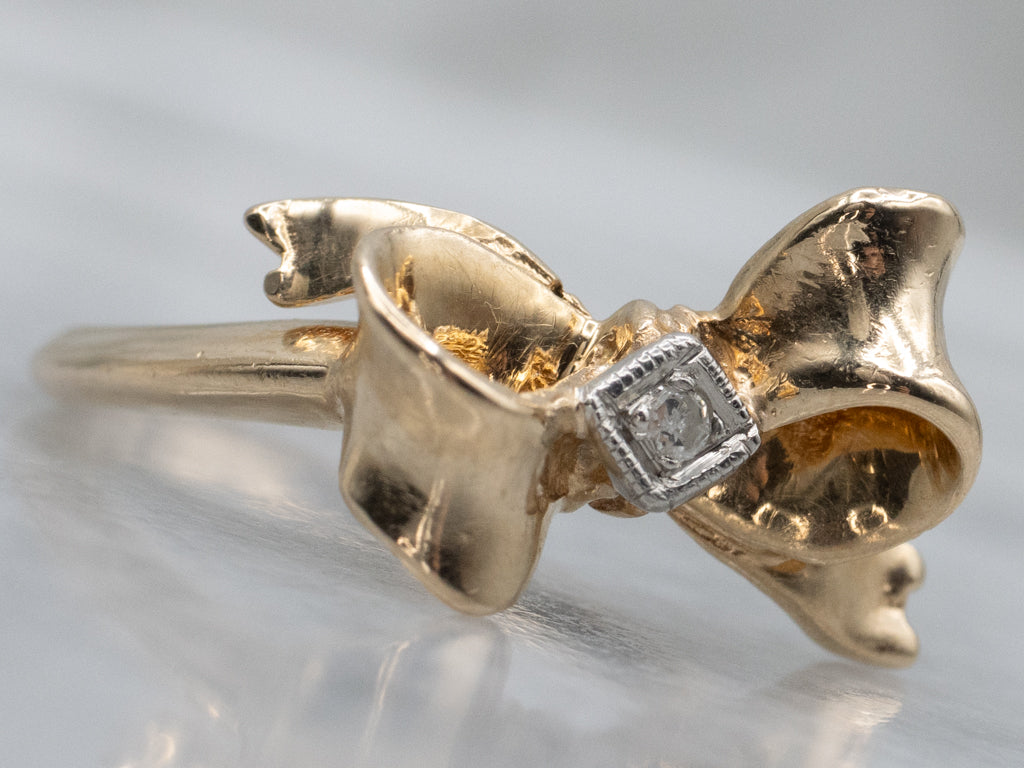 Vintage Gold Diamond Bow Ribbon Ring