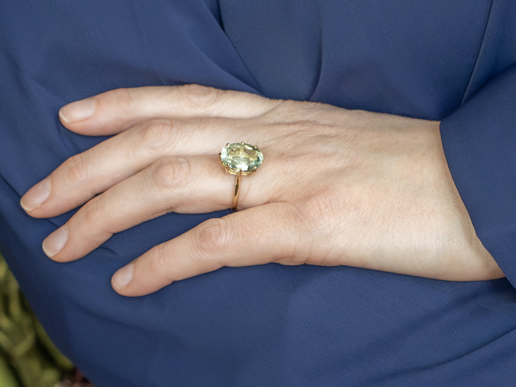 Yellow Gold Oval-Cut Aquamarine Solitaire Ring