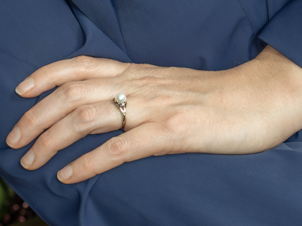 Pearl and Diamond White Gold Ring