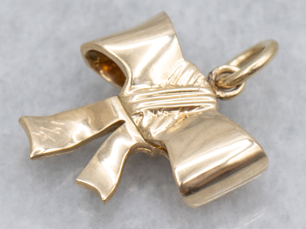 Vintage Retro Gold Bow Pendant with Diamond