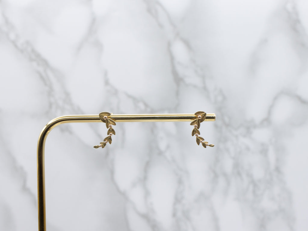 Curved Laurel Leaf Italian Gold Earrings