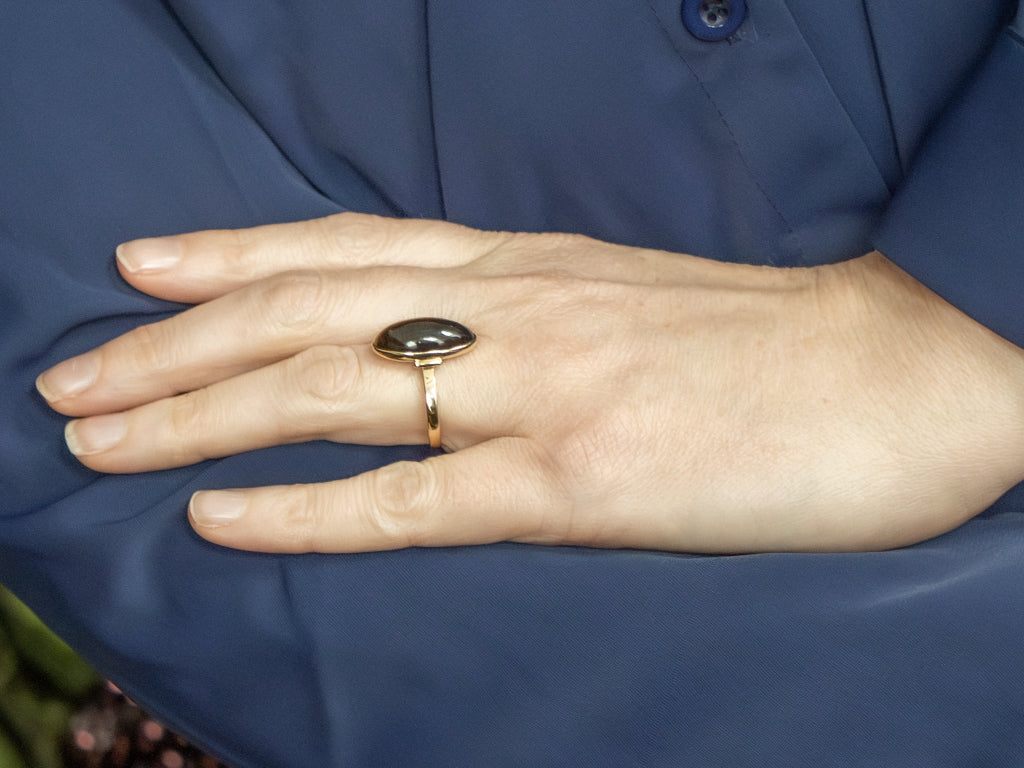 Elongated Oval Tiger's Eye Yellow Gold Ring