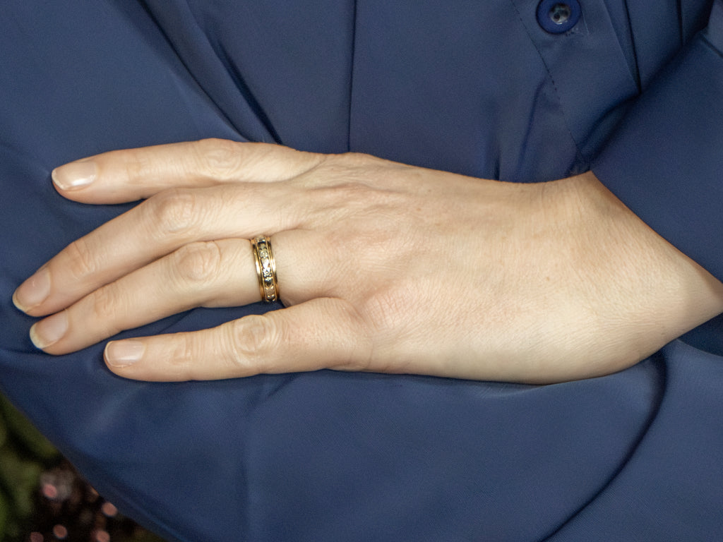Sweetheart Floral Two-Tone Gold Band