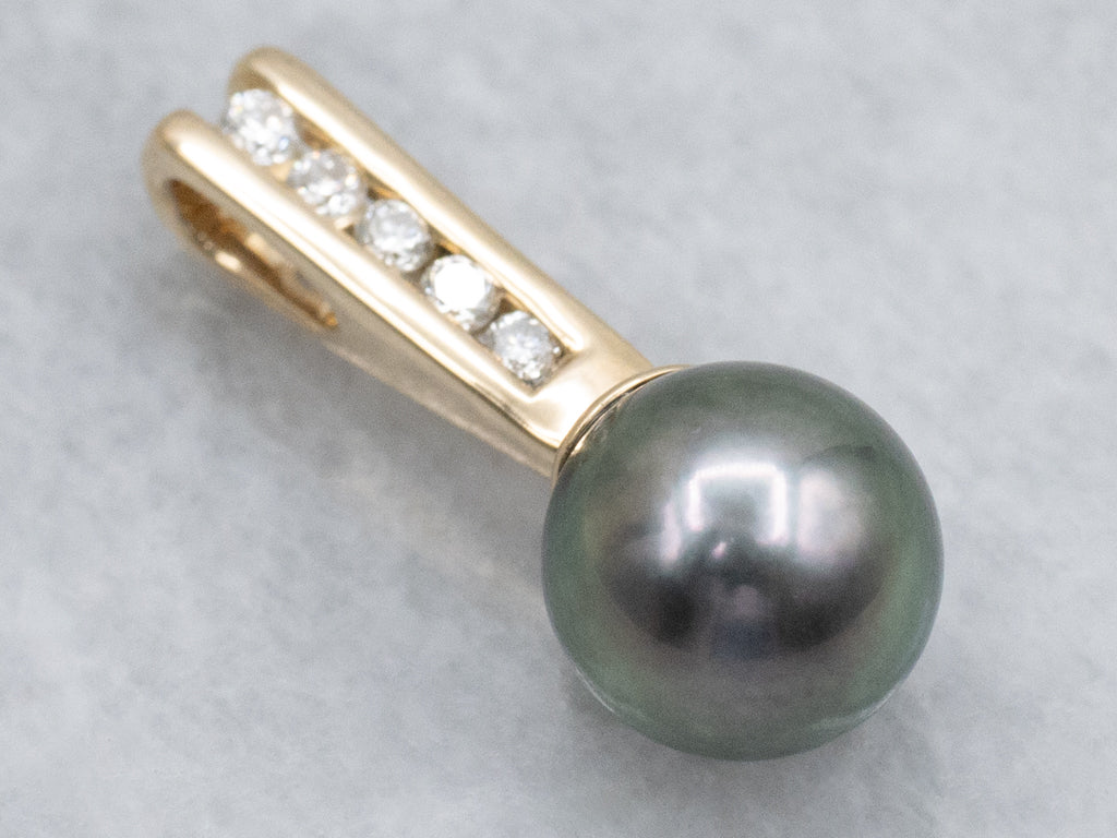 Black Pearl and Diamond Drop Pendant in Yellow Gold