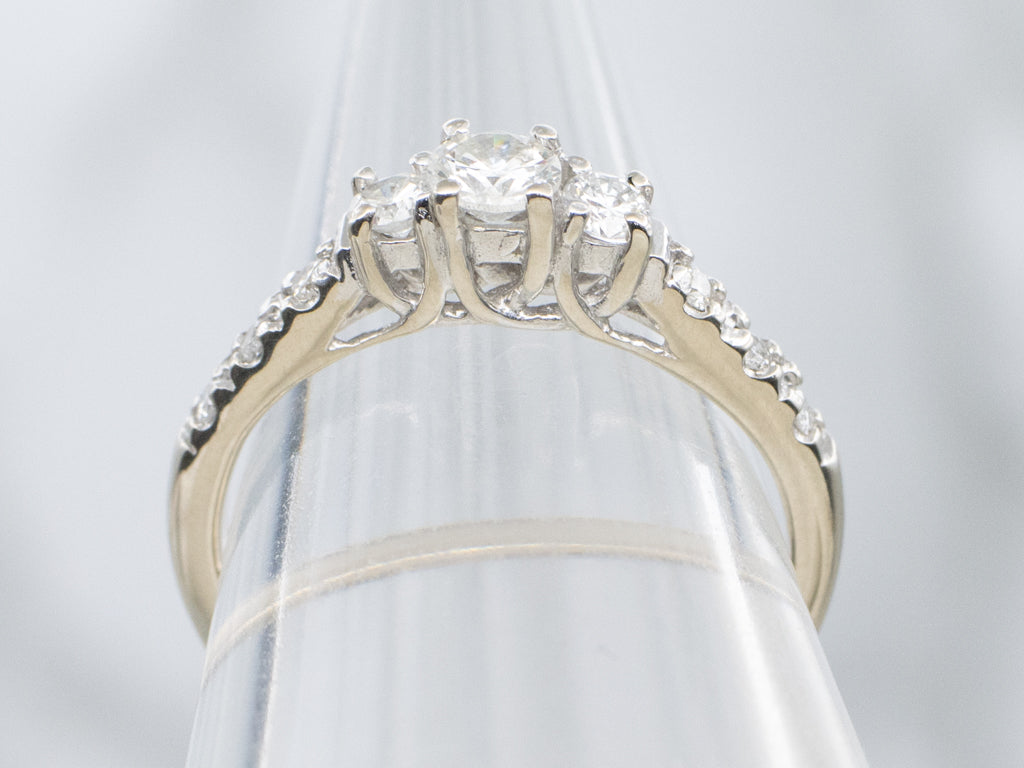 Round-Brilliant Diamond White Gold Engagement Ring