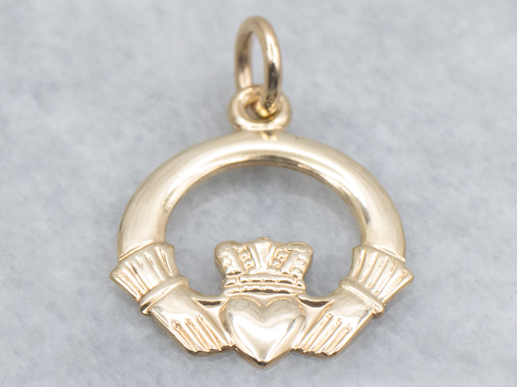 Polished Yellow Gold Irish Claddagh Pendant