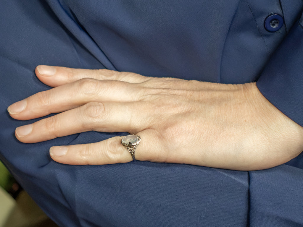 White Gold Moonstone Antique Gold Ring with Sweetheart Bow