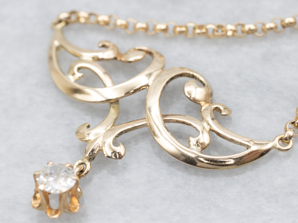 Buttercup-Set Diamond and Gold Pendant Necklace