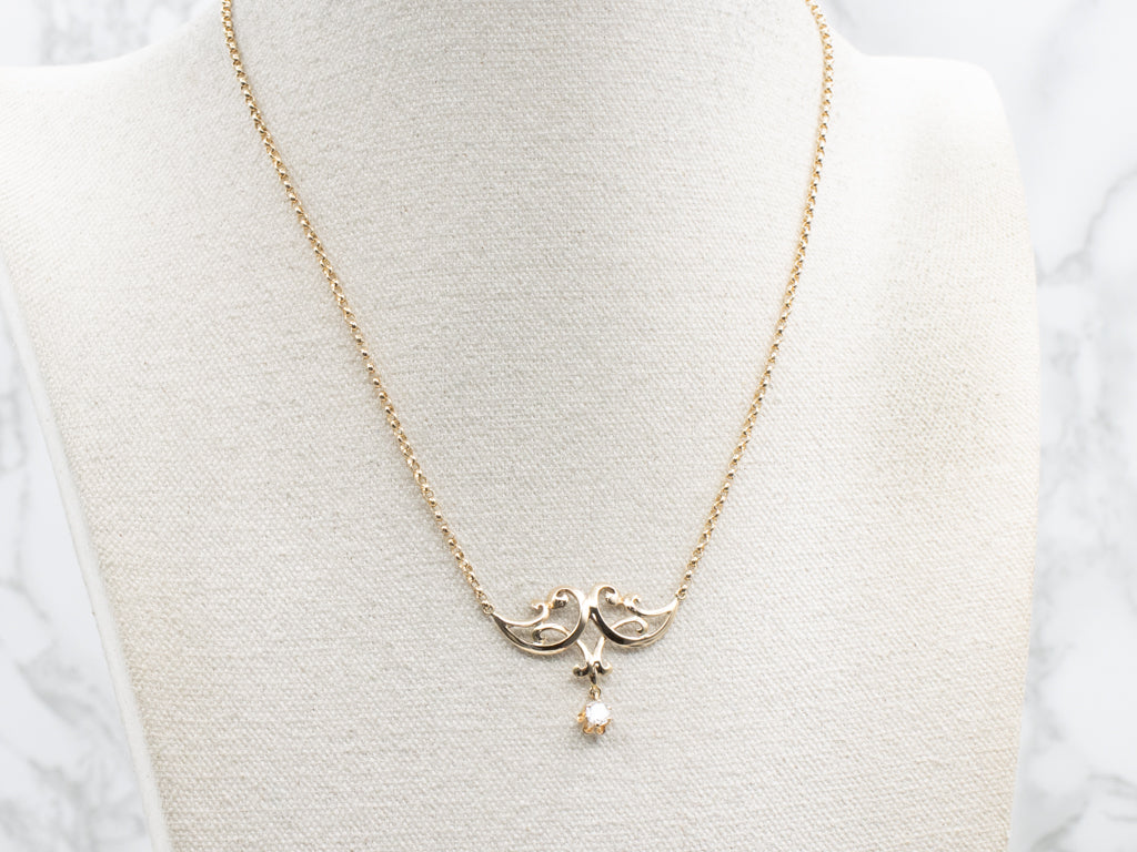 Buttercup-Set Diamond and Gold Pendant Necklace