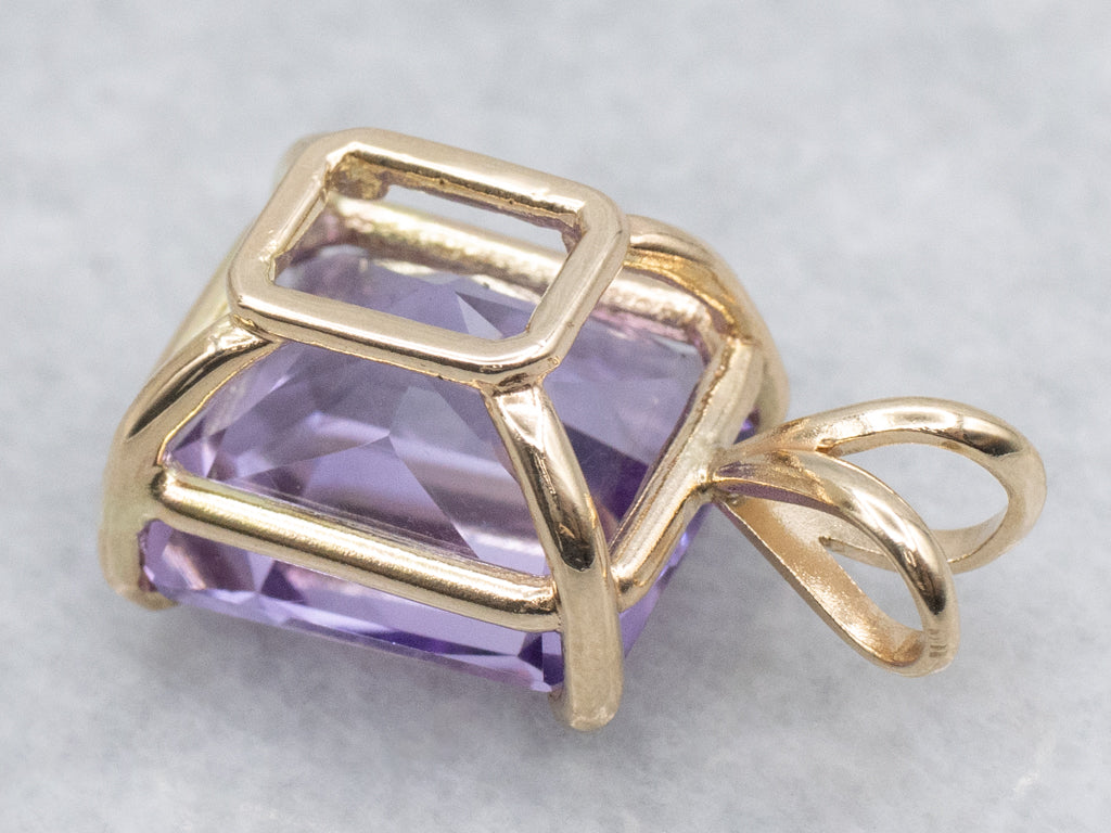 Pretty Cushion-Cut Amethyst Yellow Gold Pendant