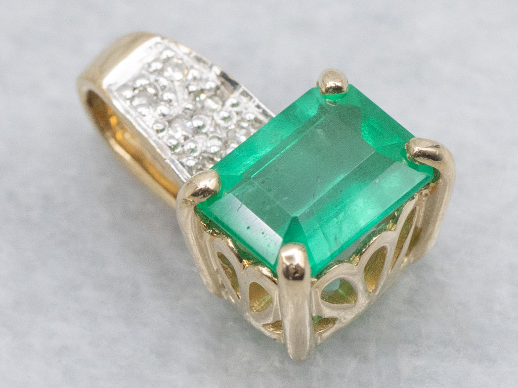 Modern Gold East-to-West Set Emerald and Diamond Pendant