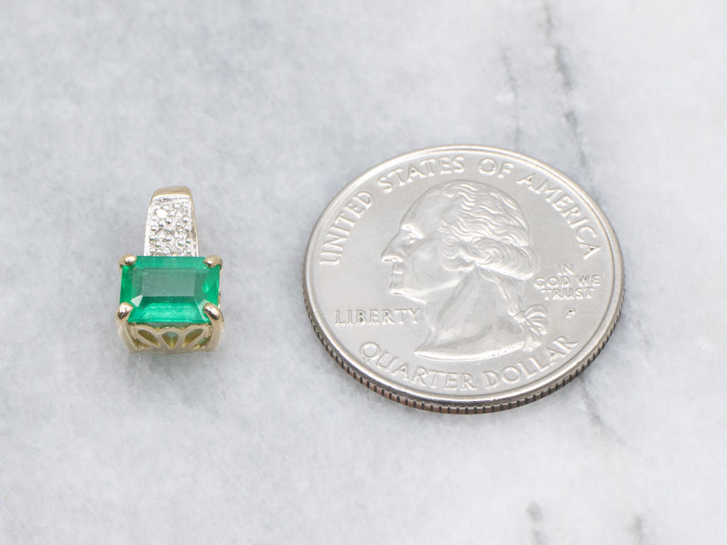 Modern Gold East-to-West Set Emerald and Diamond Pendant