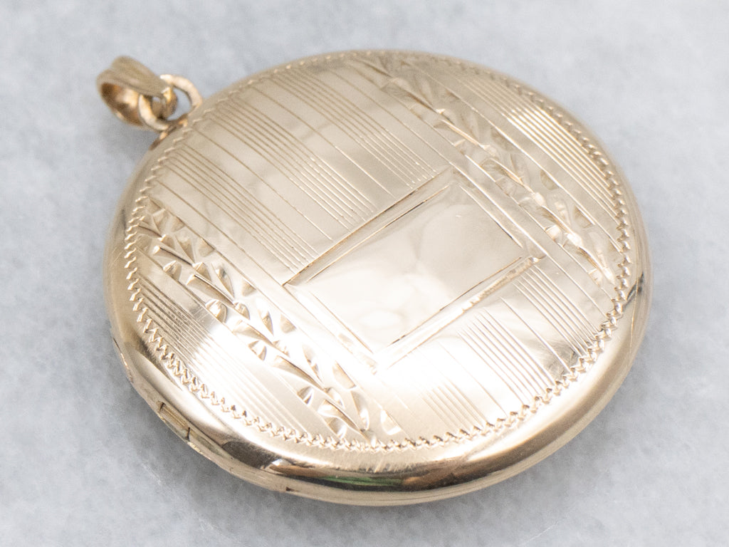 Vintage Gold Pinstriped Round Locket