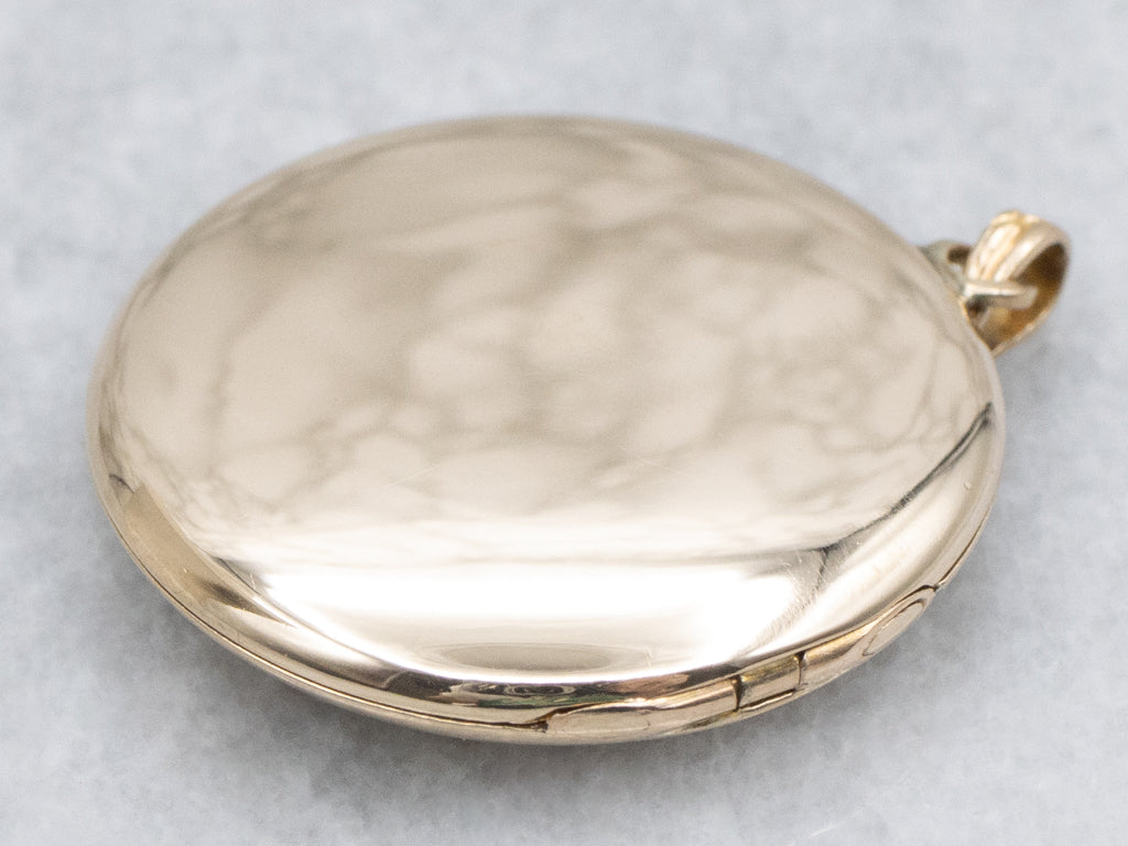 Vintage Gold Pinstriped Round Locket