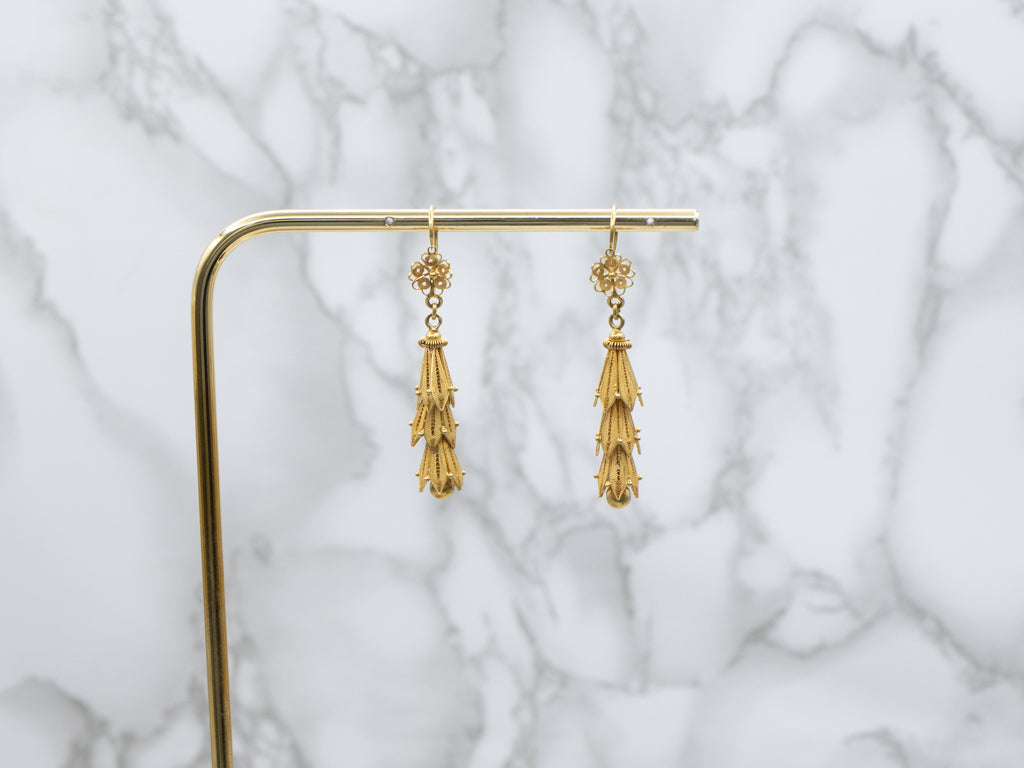 Vintage 18K Yellow Gold Quilled Filigree Drop Earrings