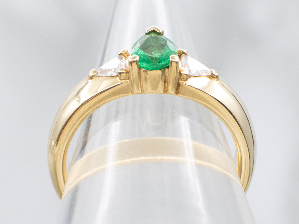 Emerald and Trillion Cut Diamond Yellow Gold Ring