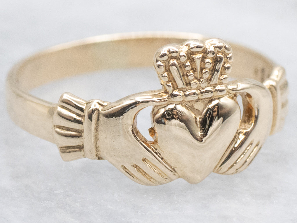 Classic Yellow Gold Claddagh Band