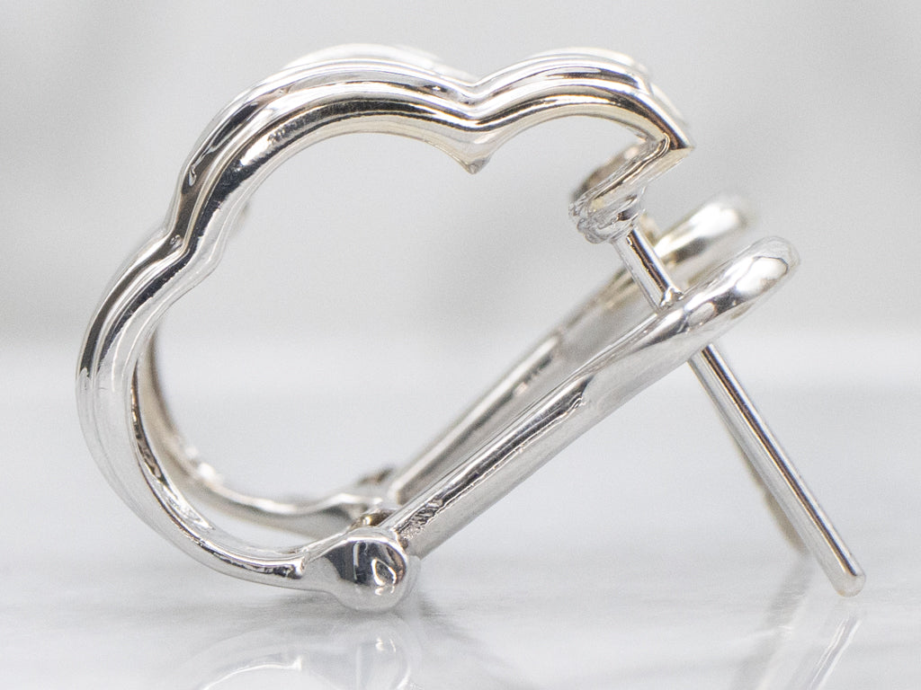 Baguette-Cut Diamond Scalloped Gold Hoop Earrings