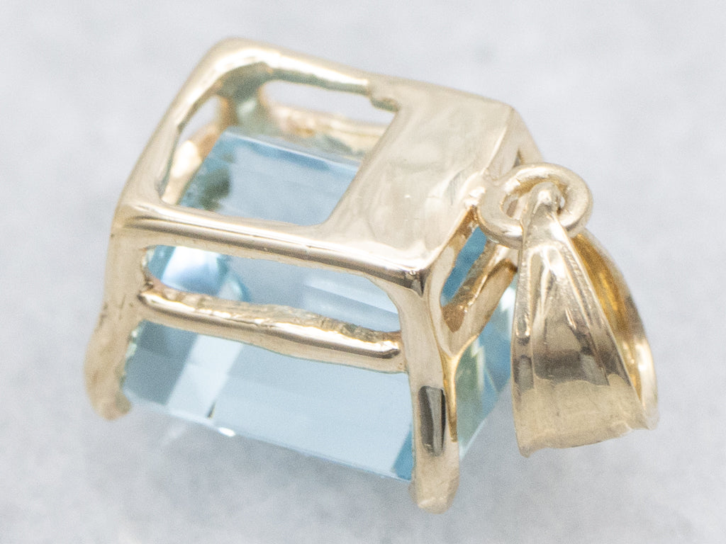 Aquamarine and Gold Gemstone Pendant