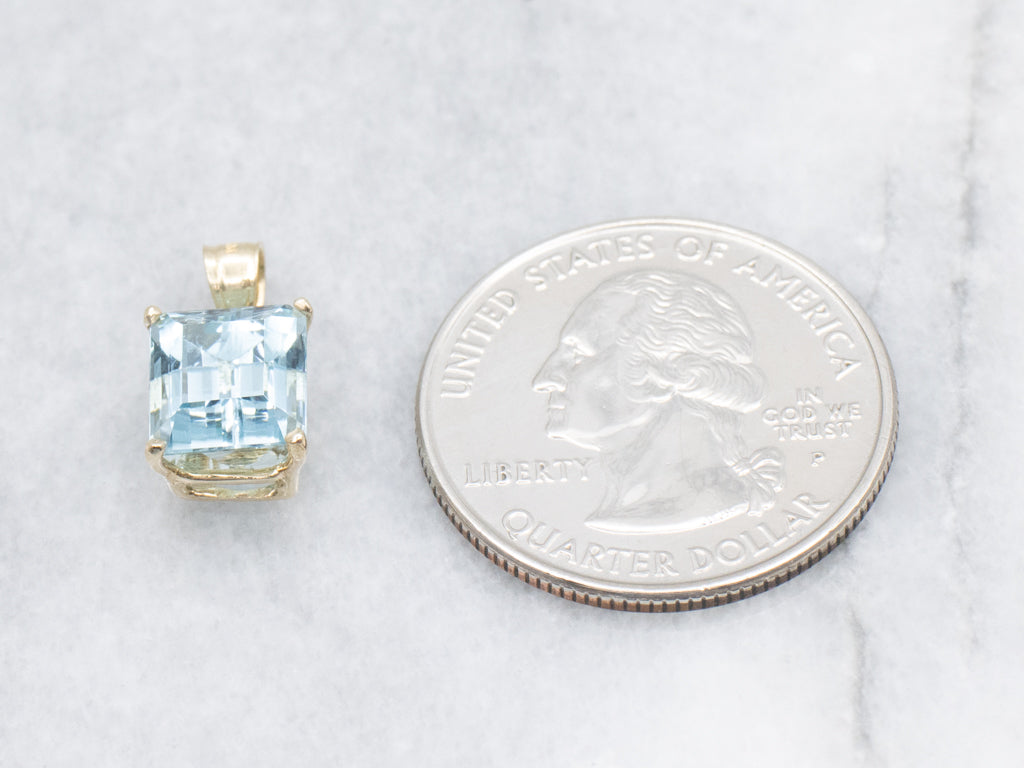 Aquamarine and Gold Gemstone Pendant