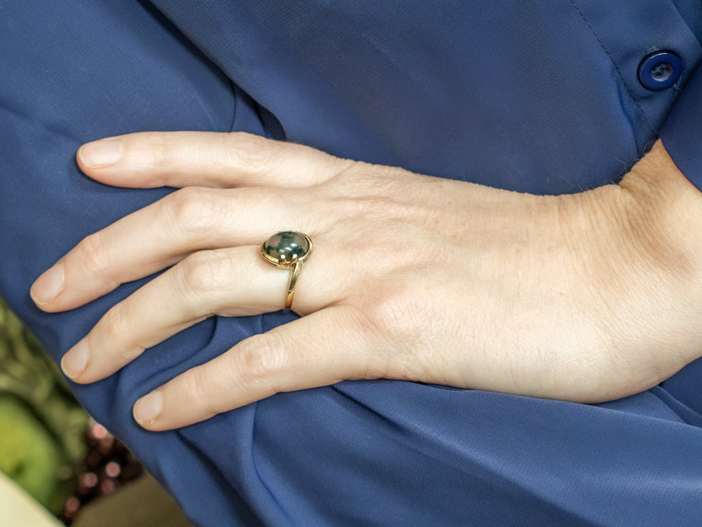 Moss Agate Vintage Gold Cabochon Bypass Ring