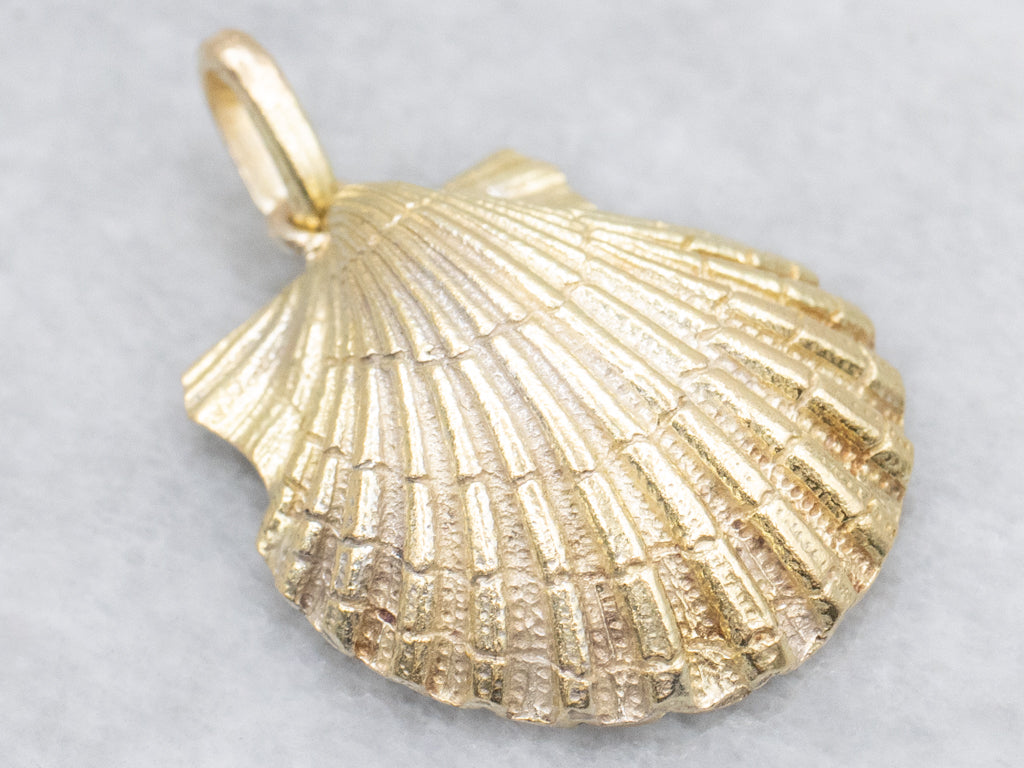 Tiffany and Co. Yellow Gold Scallop Shell Pendant