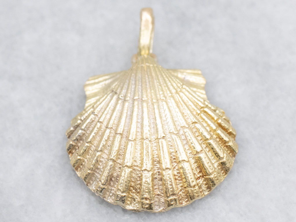 Tiffany and Co. Yellow Gold Scallop Shell Pendant