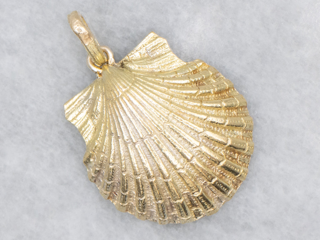 Tiffany and Co. Yellow Gold Scallop Shell Pendant