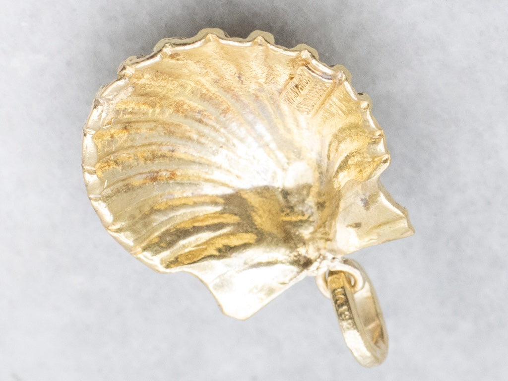 Tiffany and Co. Yellow Gold Scallop Shell Pendant