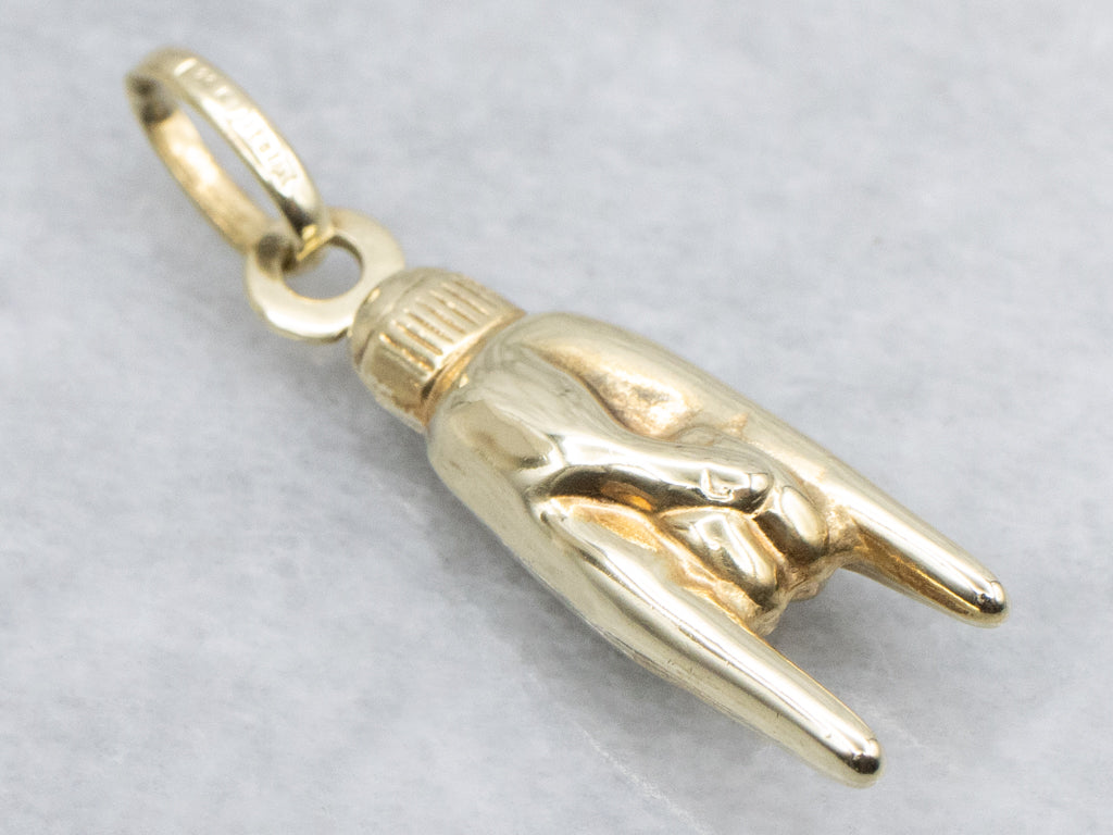 Italian Gold Mano Cornuto Charm Pendant