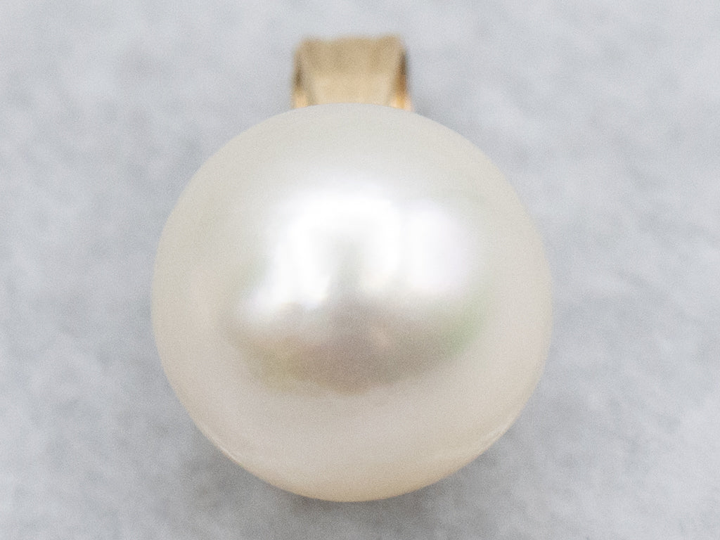 Saltwater Pearl Yellow Gold Pendant